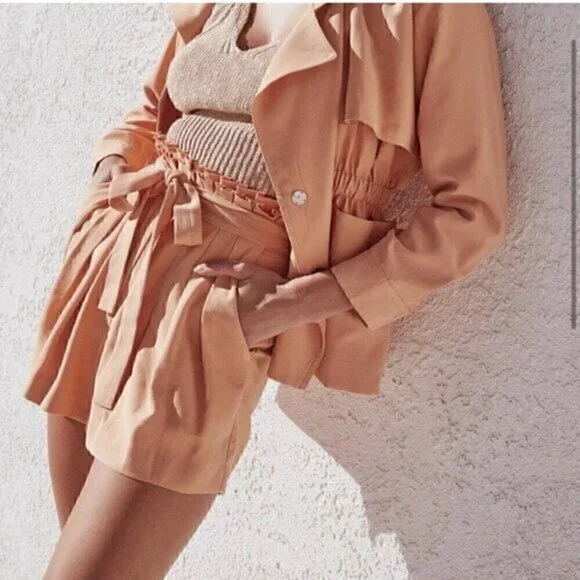 ASTR The‎ Label Pacific Pleated Tie Waist Shorts Peach Papaya - Picture 10 of 10